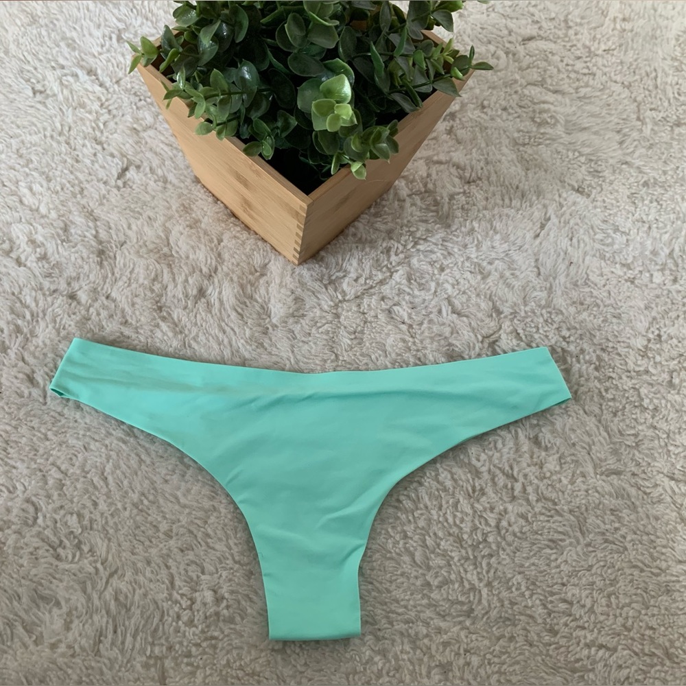 MAI Essentials Classic Bottom - Picture 4 of 7